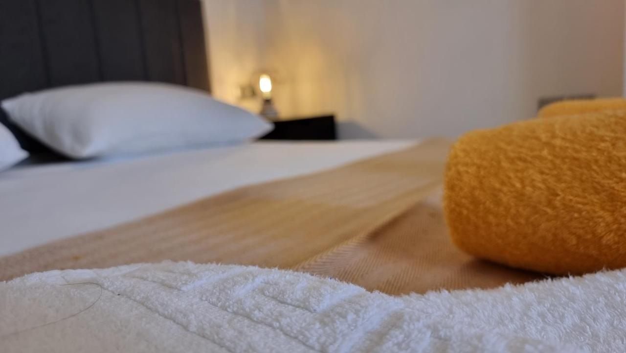 Sandy Point Villas Chania Agia Marina  Bagian luar foto